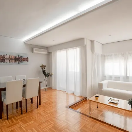 Very And Sunny In Gran Via Apartment Valencia